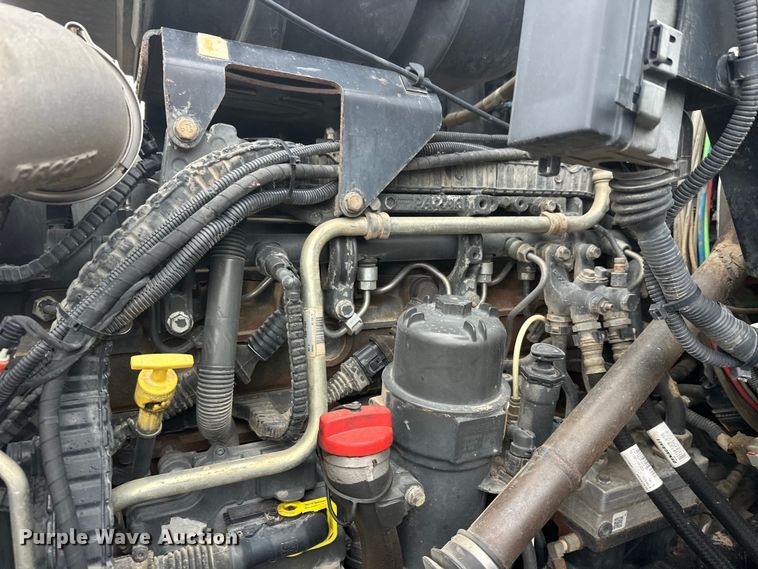 image for item FK1719 2017 Kenworth T800 semi truck