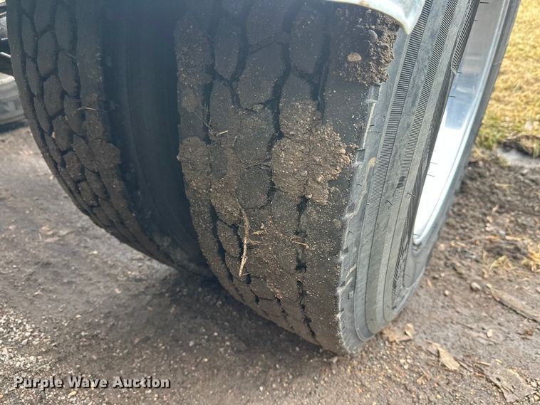 image for item FK1719 2017 Kenworth T800 semi truck