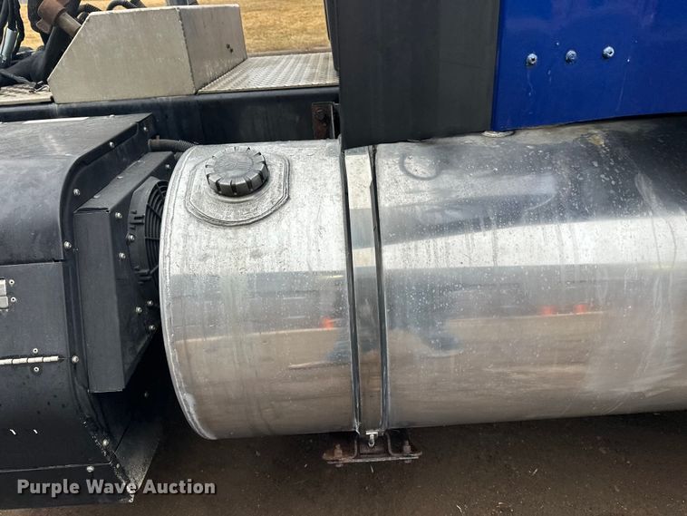 image for item FK1720 2016 Kenworth T800 semi truck