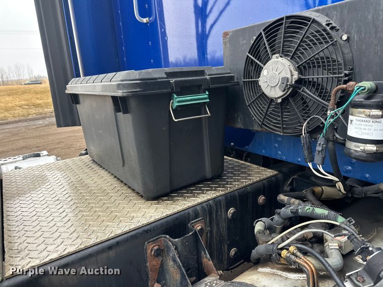 image for item FK1720 2016 Kenworth T800 semi truck