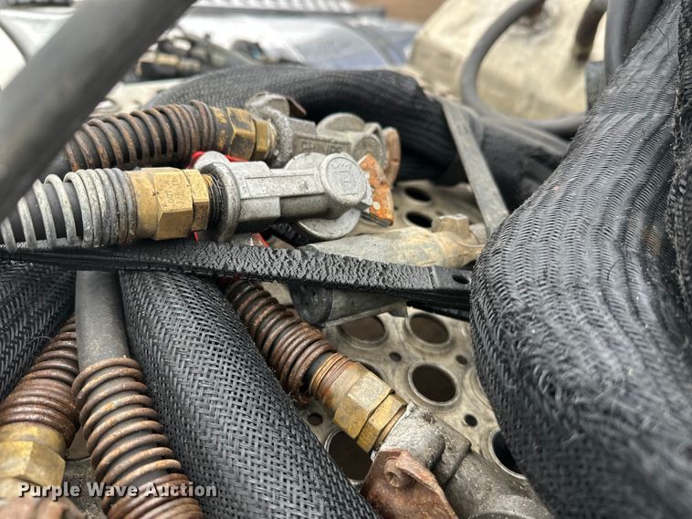 image for item FK1720 2016 Kenworth T800 semi truck