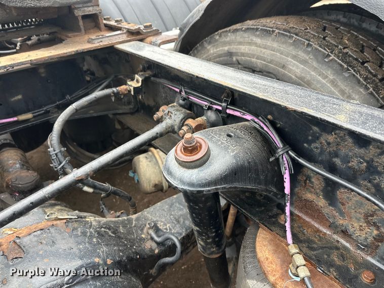 image for item FK1720 2016 Kenworth T800 semi truck