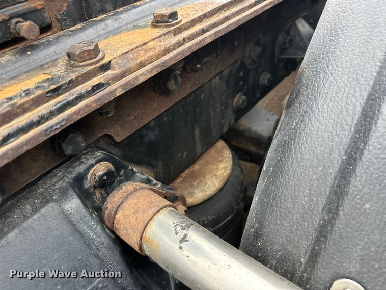 image for item FK1720 2016 Kenworth T800 semi truck