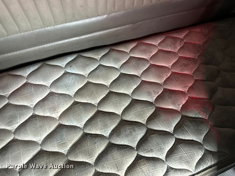 image for item FK1720 2016 Kenworth T800 semi truck