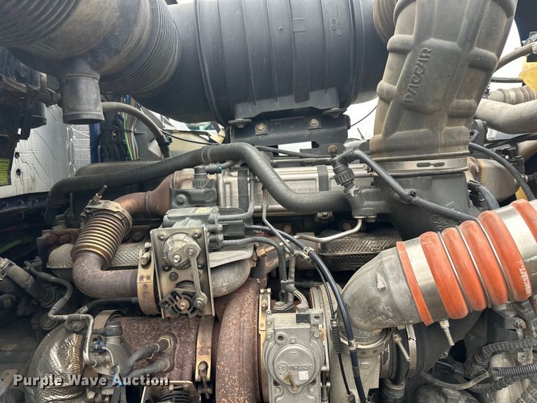 image for item FK1720 2016 Kenworth T800 semi truck