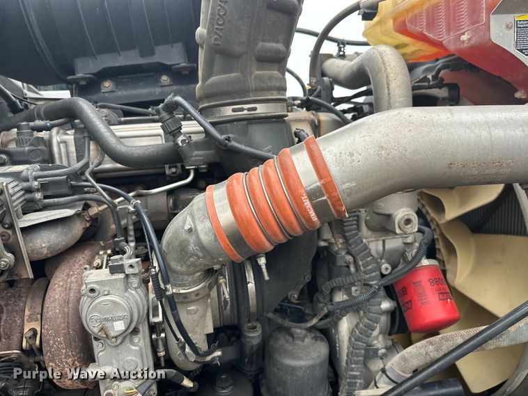 image for item FK1720 2016 Kenworth T800 semi truck