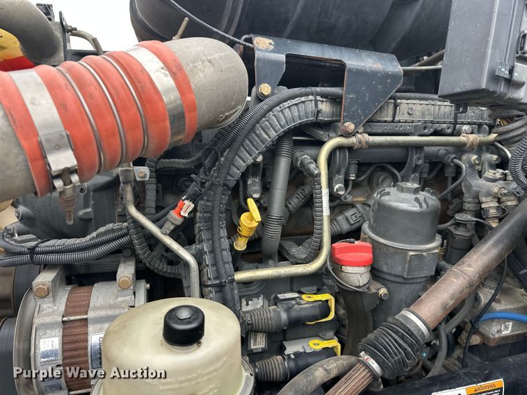 image for item FK1720 2016 Kenworth T800 semi truck