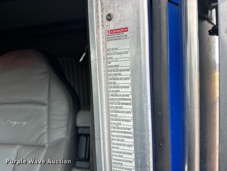 image for item FK1720 2016 Kenworth T800 semi truck