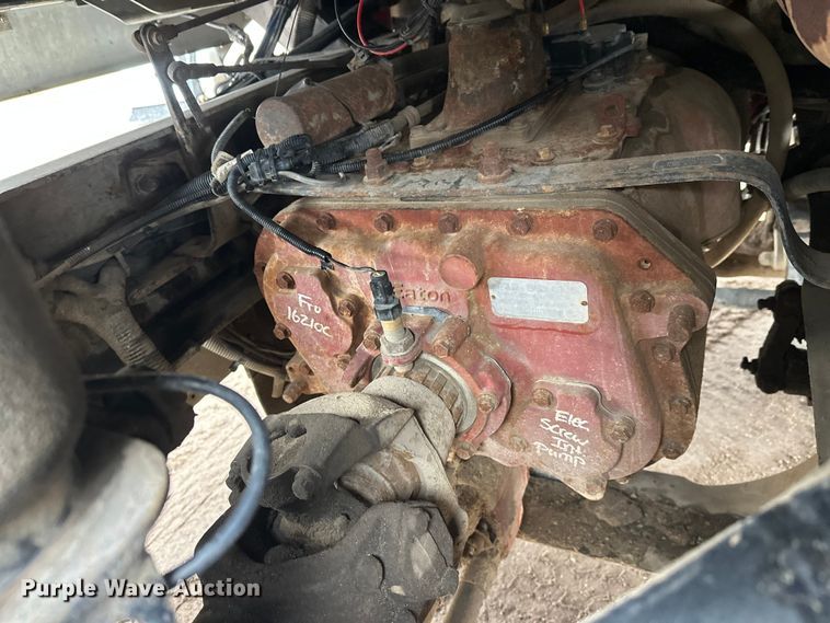 image for item FK1721 2000 Kenworth T800 semi truck