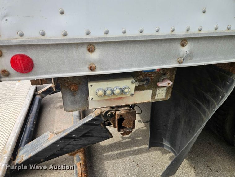 image for item FN5583 1998 International 4700 box truck