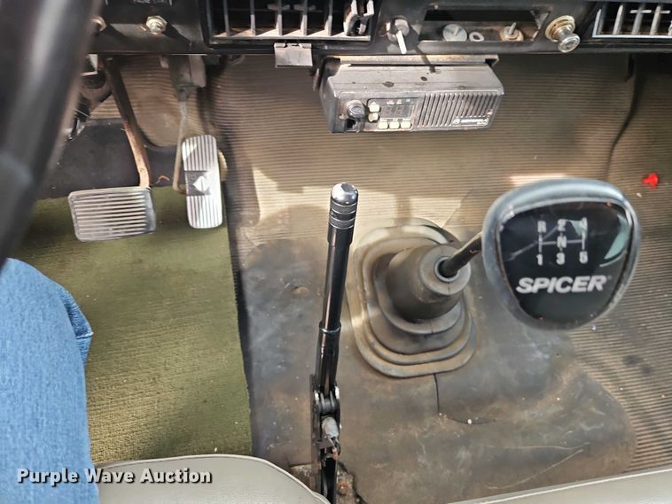 image for item FN5583 1998 International 4700 box truck