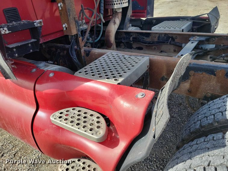 image for item NK9837 2003 Kenworth T2000 semi truck