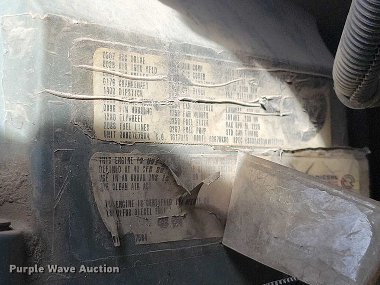 image for item NK9837 2003 Kenworth T2000 semi truck