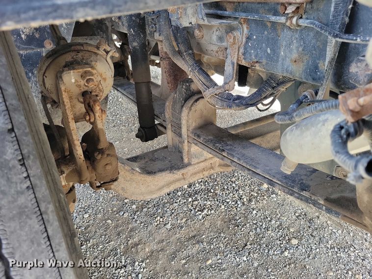 image for item NK9837 2003 Kenworth T2000 semi truck