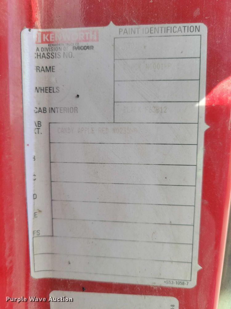 image for item NK9837 2003 Kenworth T2000 semi truck