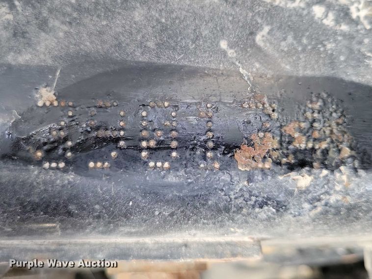 image for item NK9837 2003 Kenworth T2000 semi truck