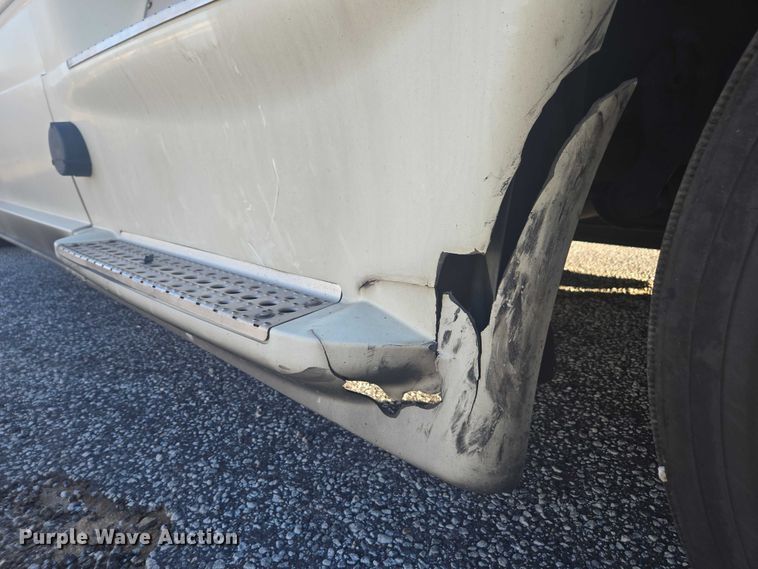 image for item YA1387 2016 Freightliner Cascadia semi truck