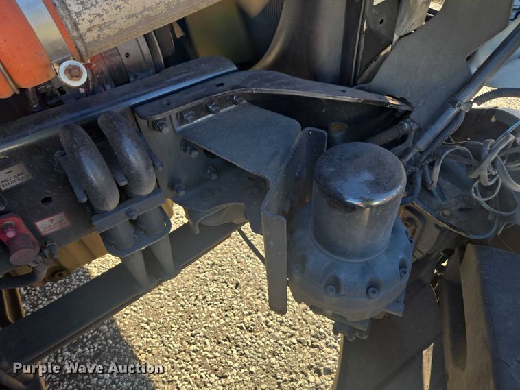 image for item YA1387 2016 Freightliner Cascadia semi truck