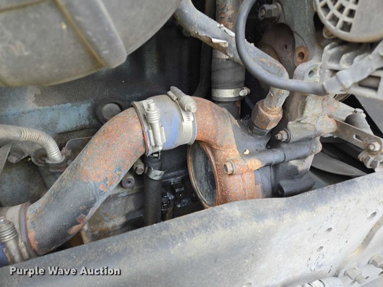 image for item YA1471 2000 Freightliner Classic XL semi truck