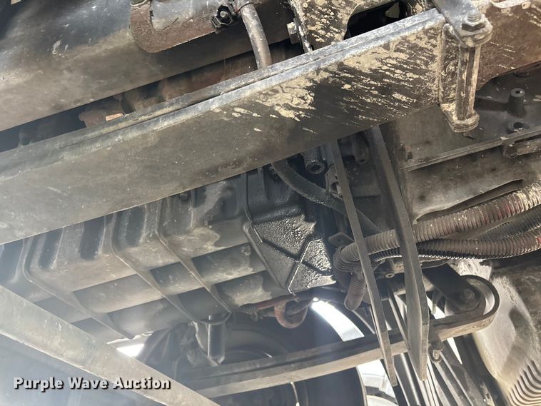 image for item YA1507 2019 Freightliner Cascadia semi truck