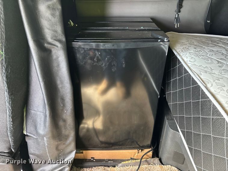 image for item YA1507 2019 Freightliner Cascadia semi truck