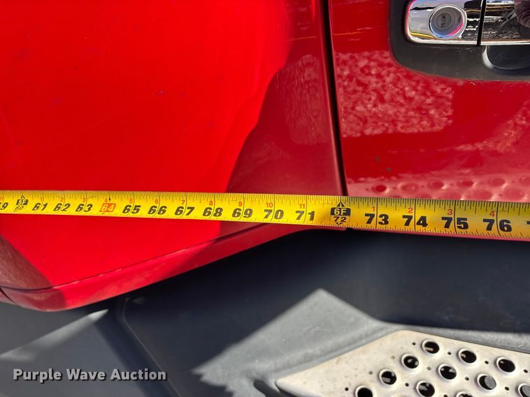 image for item YA1612 2019 Kenworth T680 semi truck