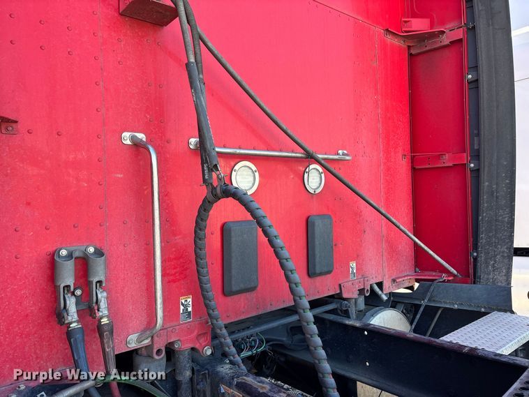 image for item YA1612 2019 Kenworth T680 semi truck