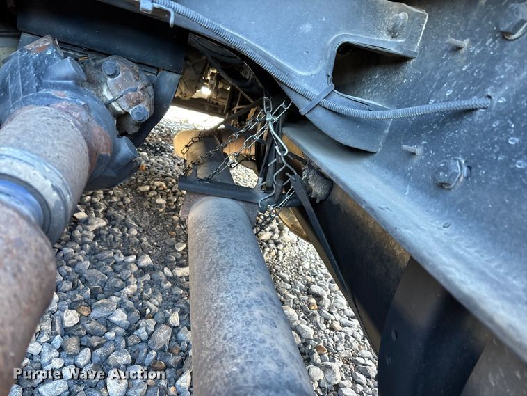 image for item YA1612 2019 Kenworth T680 semi truck