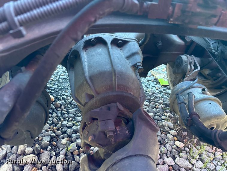 image for item YA1612 2019 Kenworth T680 semi truck