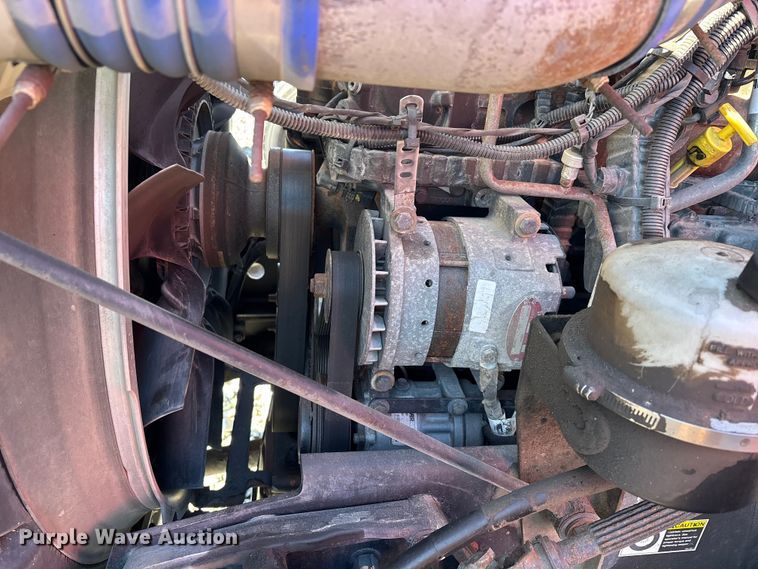 image for item YA1612 2019 Kenworth T680 semi truck