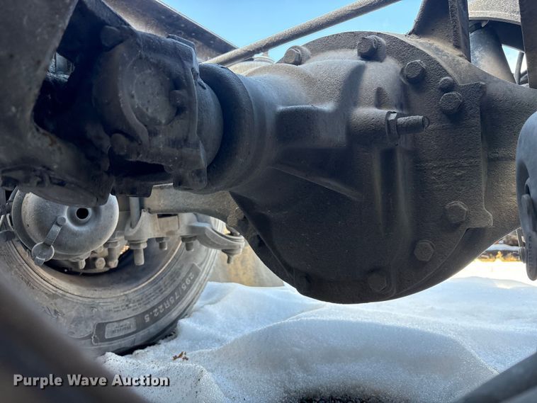 image for item YA1720 2018 Peterbilt 579 semi truck