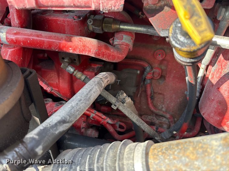 image for item YA1720 2018 Peterbilt 579 semi truck