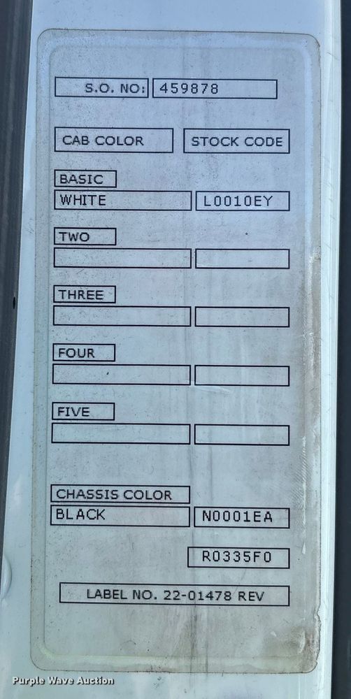 image for item YA1720 2018 Peterbilt 579 semi truck