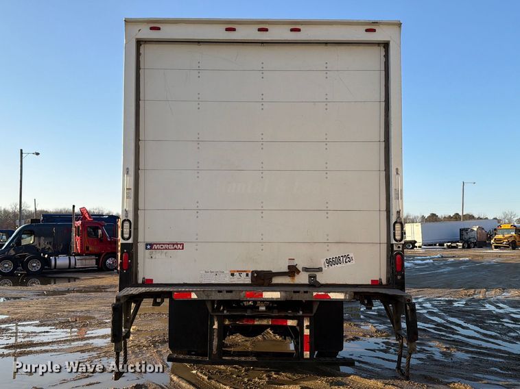 image for item YA1763 2015 Freightliner Business Class M2 box truck