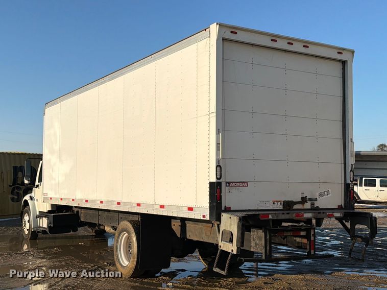 image for item YA1763 2015 Freightliner Business Class M2 box truck