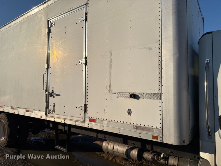 image for item YA1763 2015 Freightliner Business Class M2 box truck