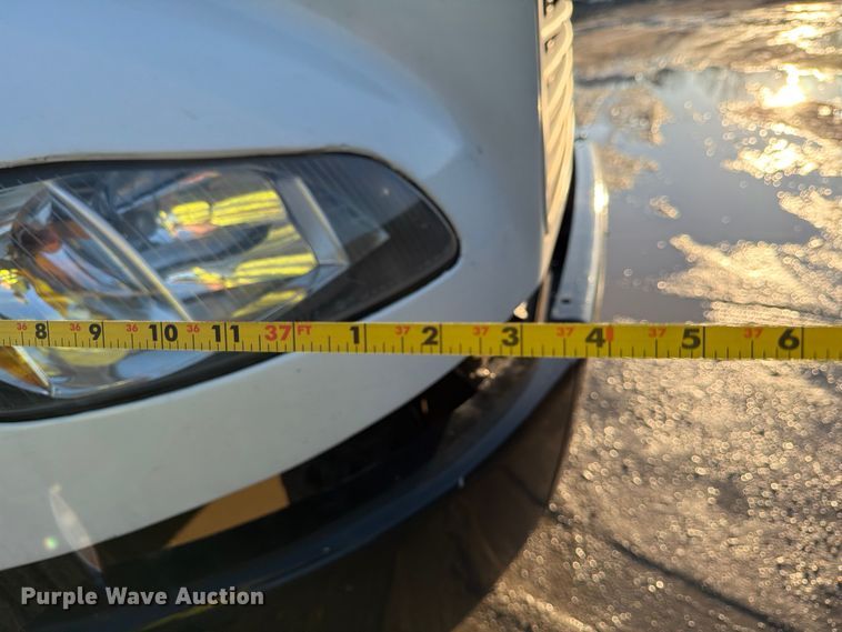 image for item YA1763 2015 Freightliner Business Class M2 box truck