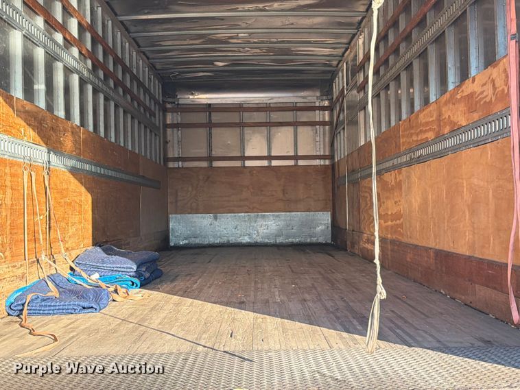 image for item YA1763 2015 Freightliner Business Class M2 box truck