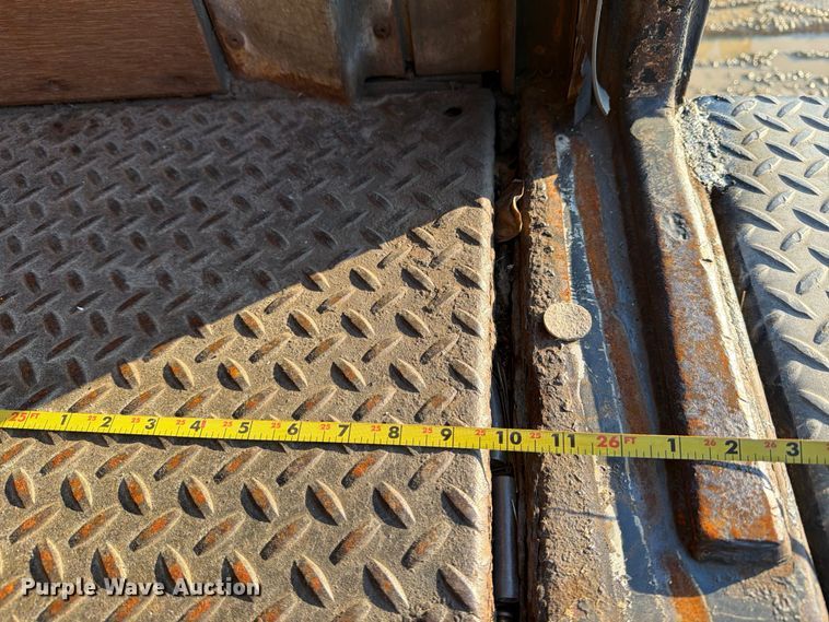 image for item YA1763 2015 Freightliner Business Class M2 box truck