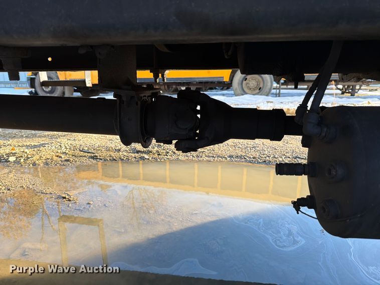 image for item YA1763 2015 Freightliner Business Class M2 box truck