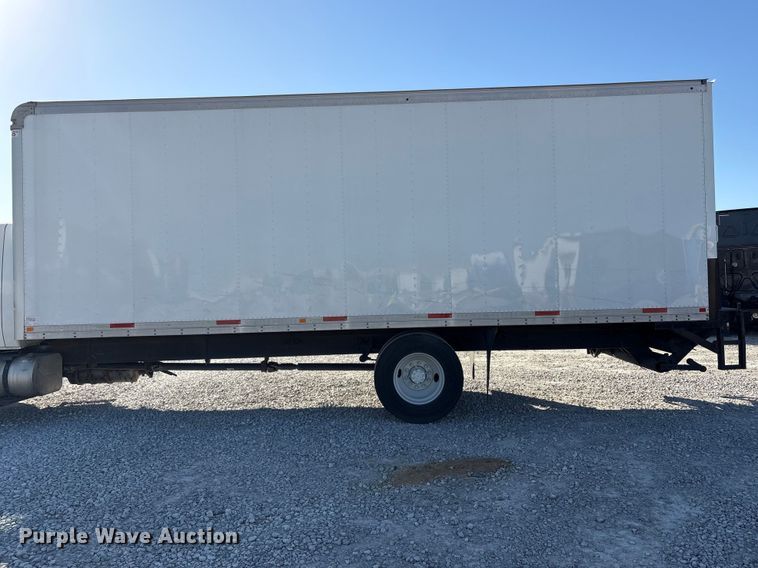 image for item YA1939 2018 International MA025 box truck