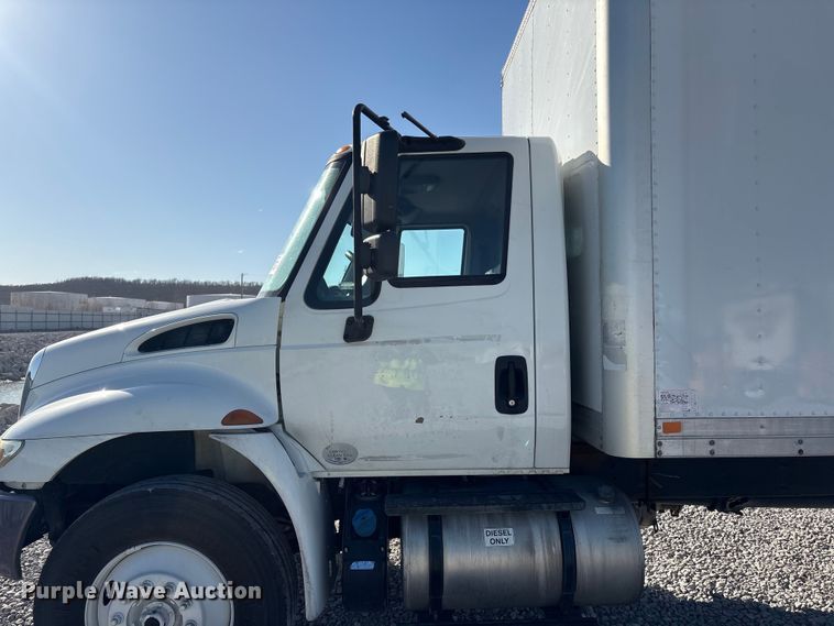 image for item YA1939 2018 International MA025 box truck