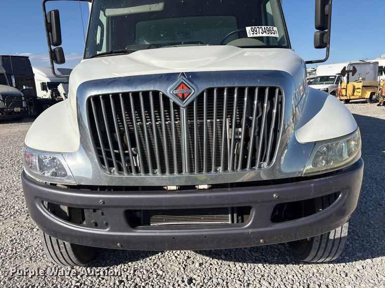 image for item YA1939 2018 International MA025 box truck