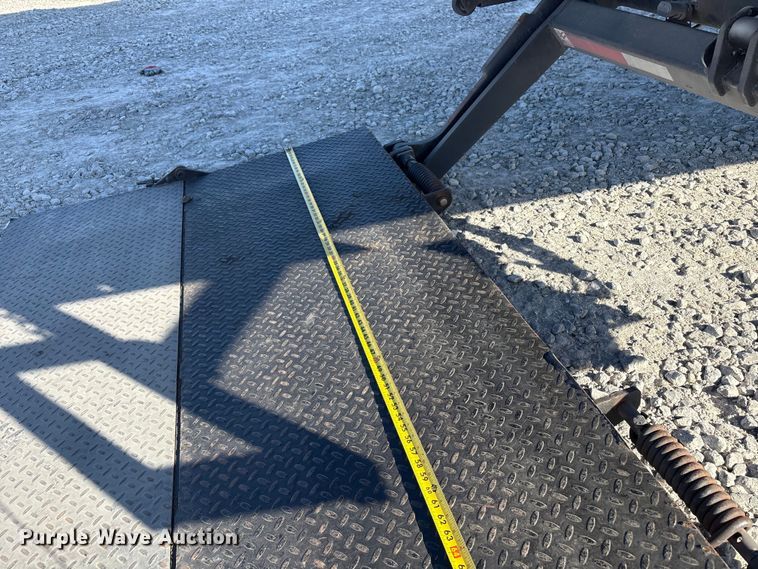 image for item YA1939 2018 International MA025 box truck