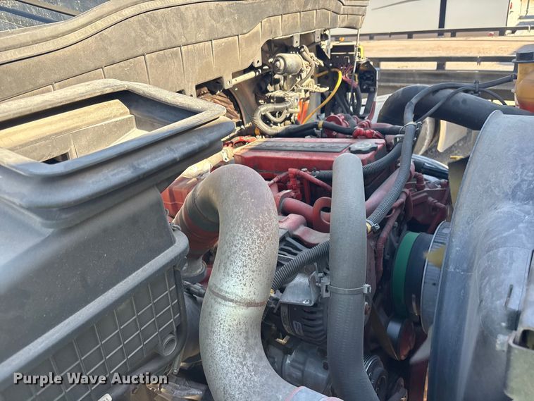 image for item YA1939 2018 International MA025 box truck