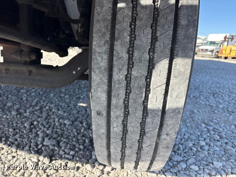 image for item YA1939 2018 International MA025 box truck