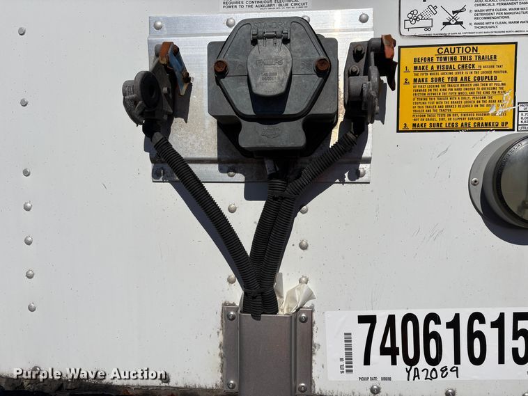 image for item YA2089 2016 Utility VS2DX dry van trailer