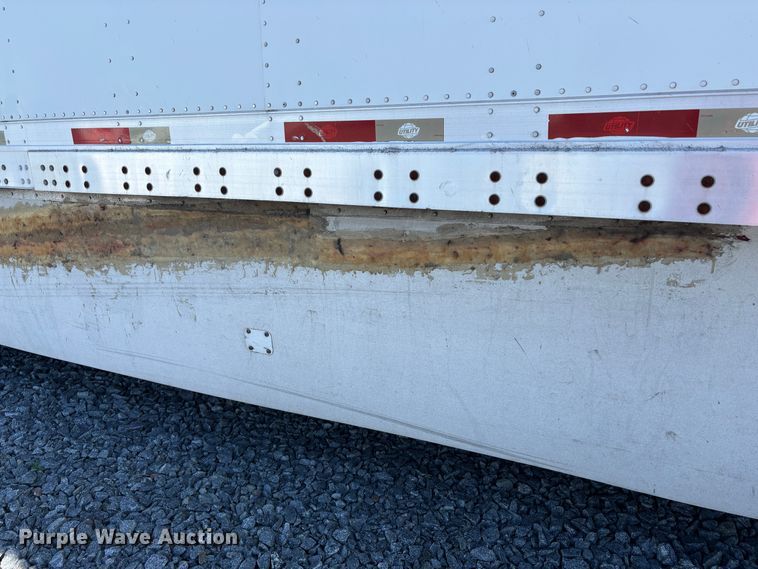 image for item YA2089 2016 Utility VS2DX dry van trailer