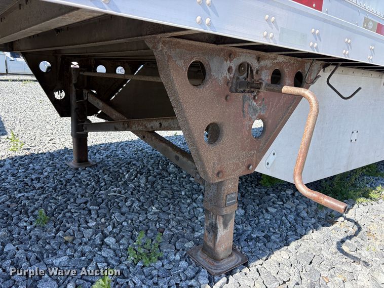 image for item YA2089 2016 Utility VS2DX dry van trailer