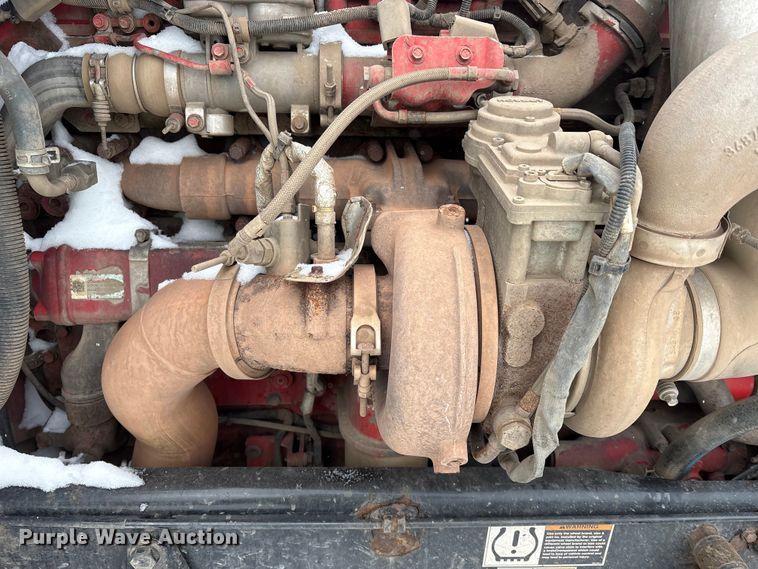 image for item YA2160 2015 Peterbilt 389 semi truck